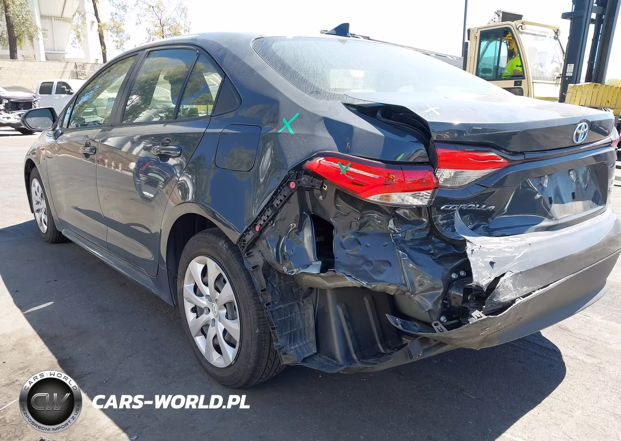 2024 Toyota Corolla Hybrid Le VIN:JTDBCMFEXR3045646 - 3