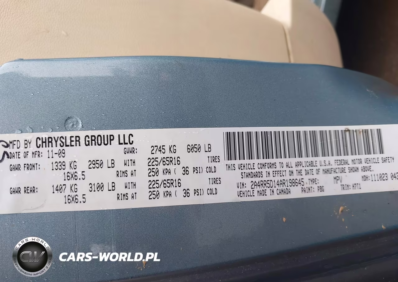 2010 Chrysler Town & Country Touring VIN:2A4RR5D14AR198645 - 9
