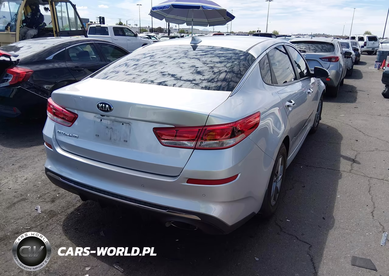 2020 Kia Optima Lx VIN:5XXGT4L36LG420738 - 4