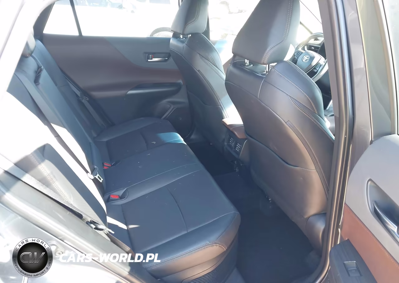 2021 Toyota Venza Xle VIN:JTEAAAAH8MJ002036 - 8