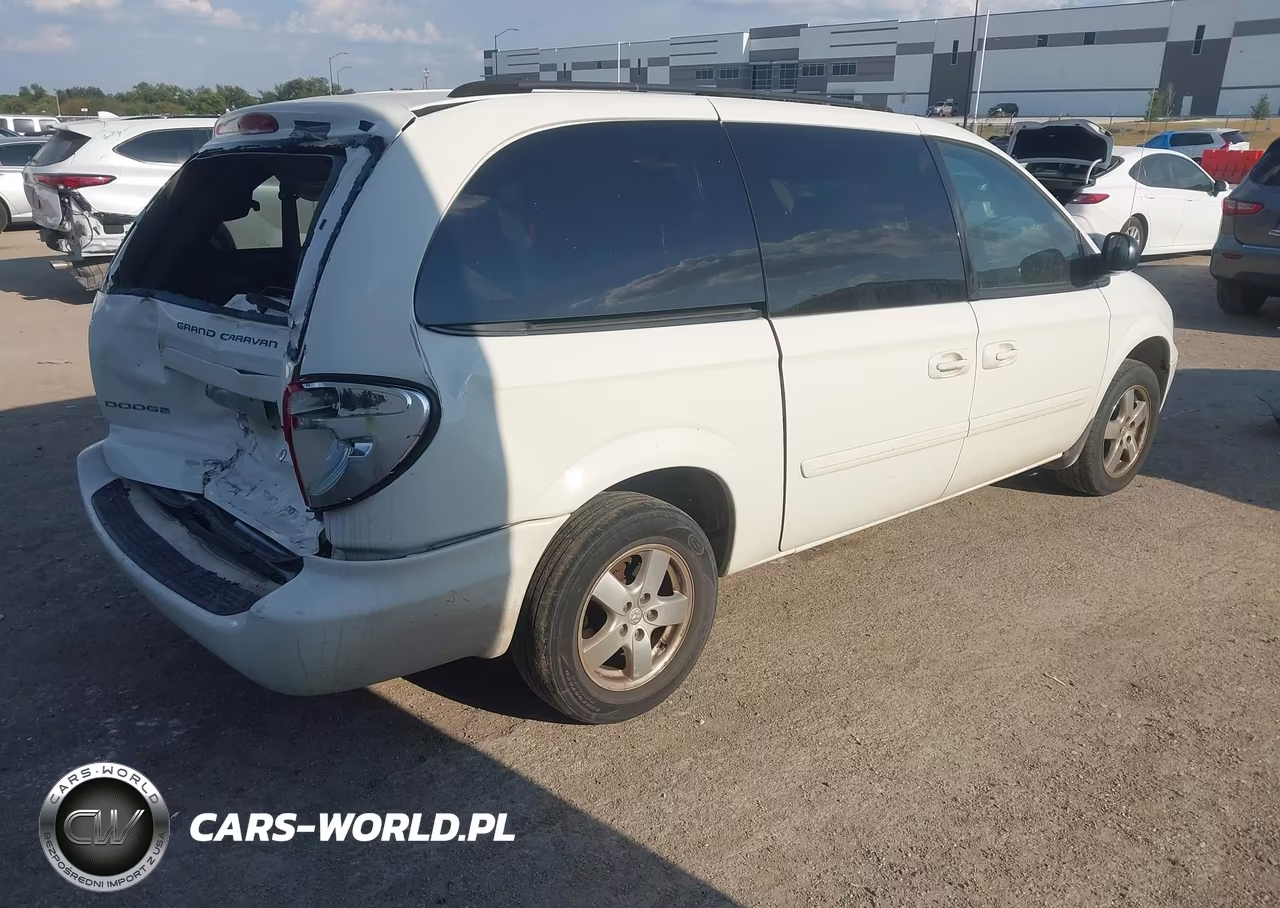 2007 Dodge Grand Caravan Sxt VIN:2D4GP44L97R241029 - 4