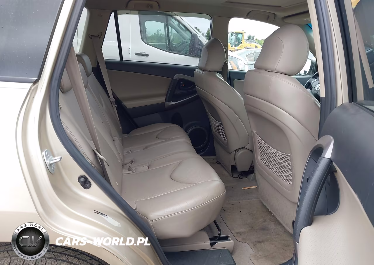 2007 Toyota Rav4 Limited VIN:JTMBD31V776050877 - 8