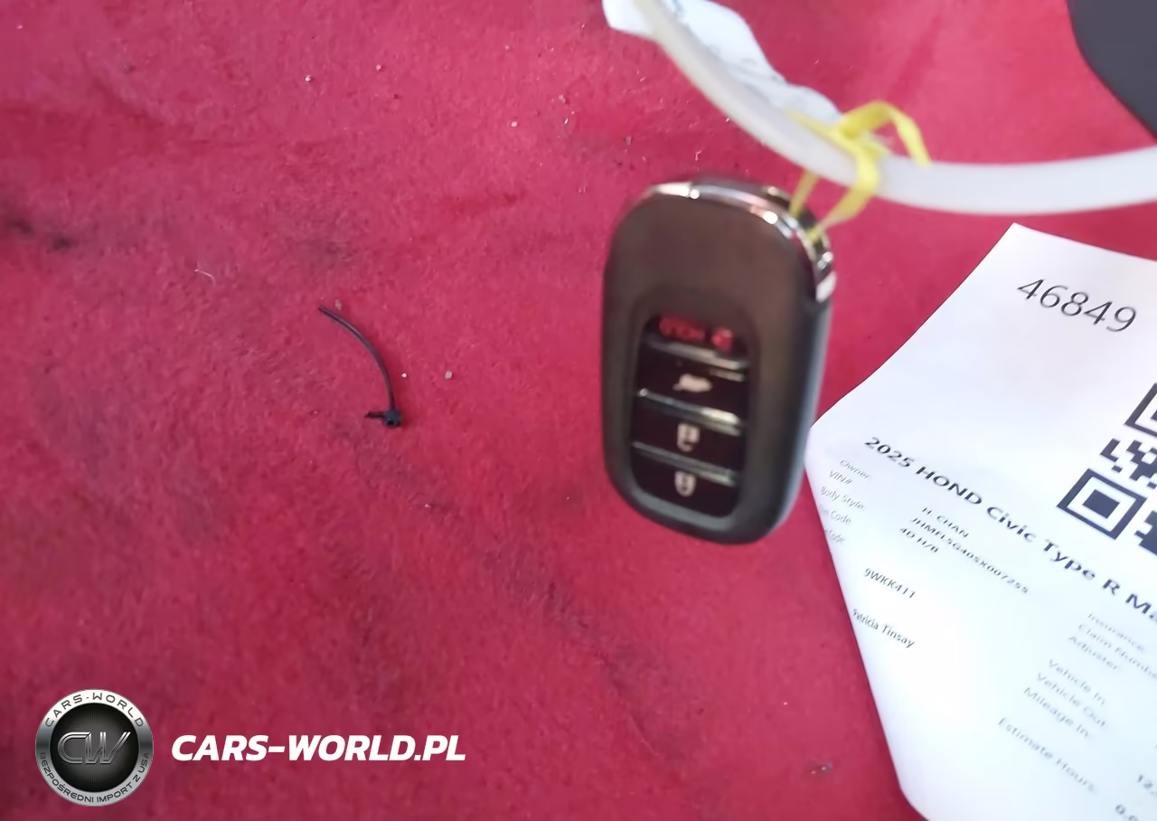 2025 Honda Civic Type R VIN:JHMFL5G40SX007255 - 11