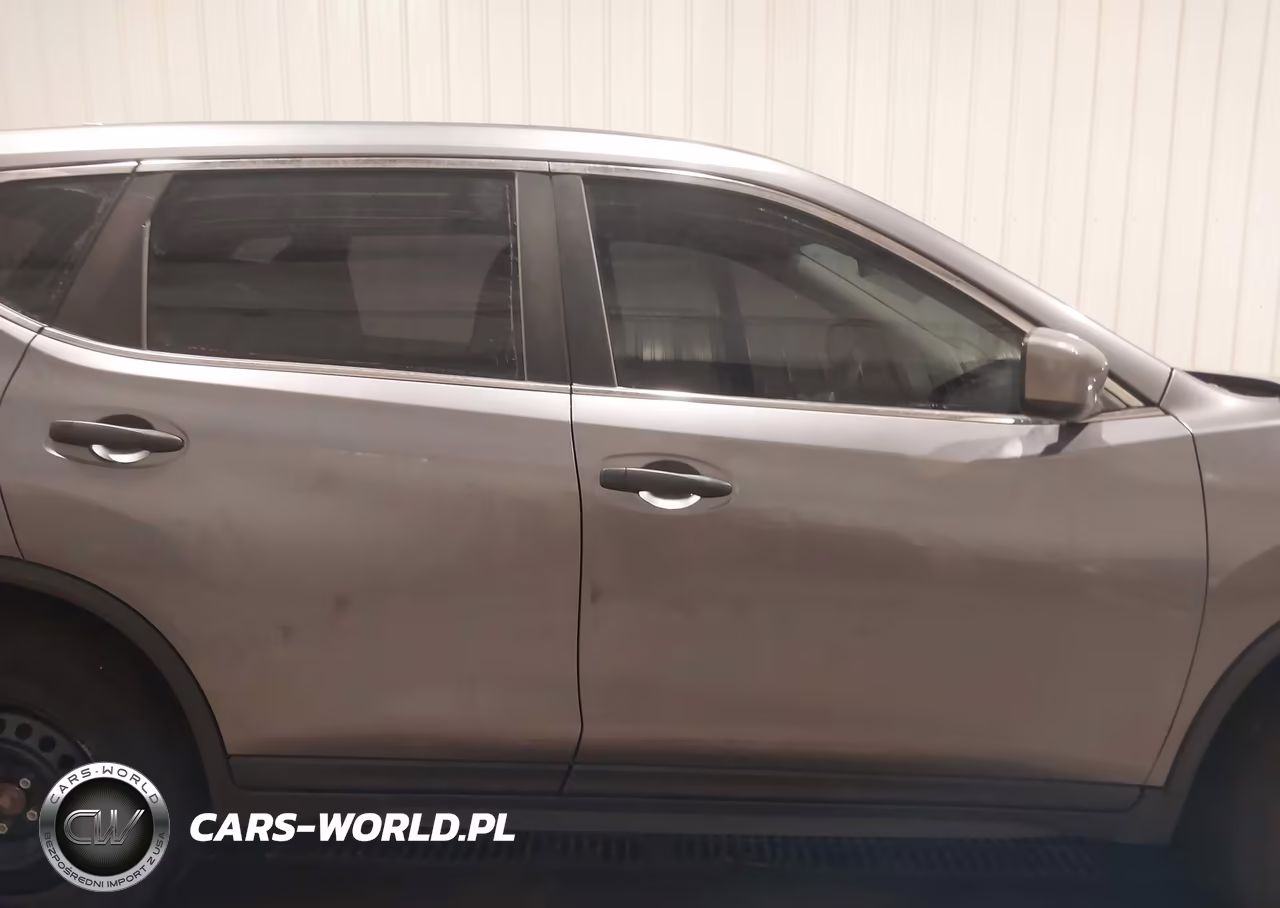 2017 Nissan Rogue S VIN:KNMAT2MV1HP524063 - 13