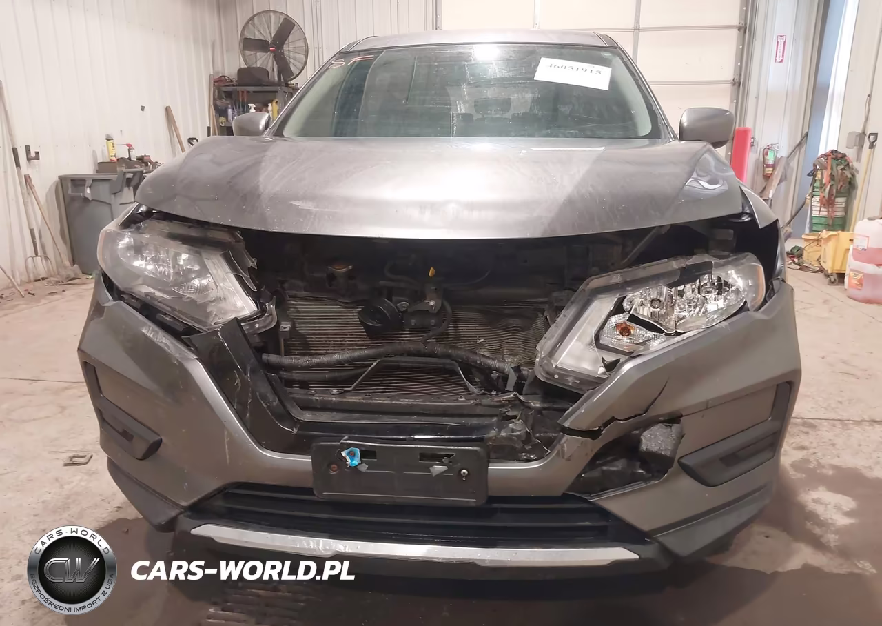 2017 Nissan Rogue S VIN:KNMAT2MV1HP524063 - 6