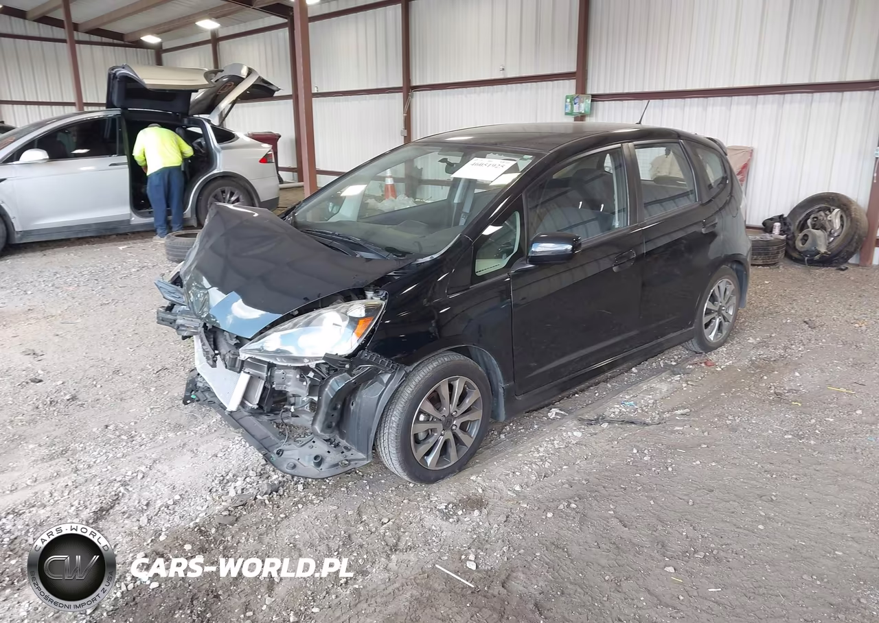 2012 Honda Fit Sport VIN:JHMGE8G51CS004324 - 2
