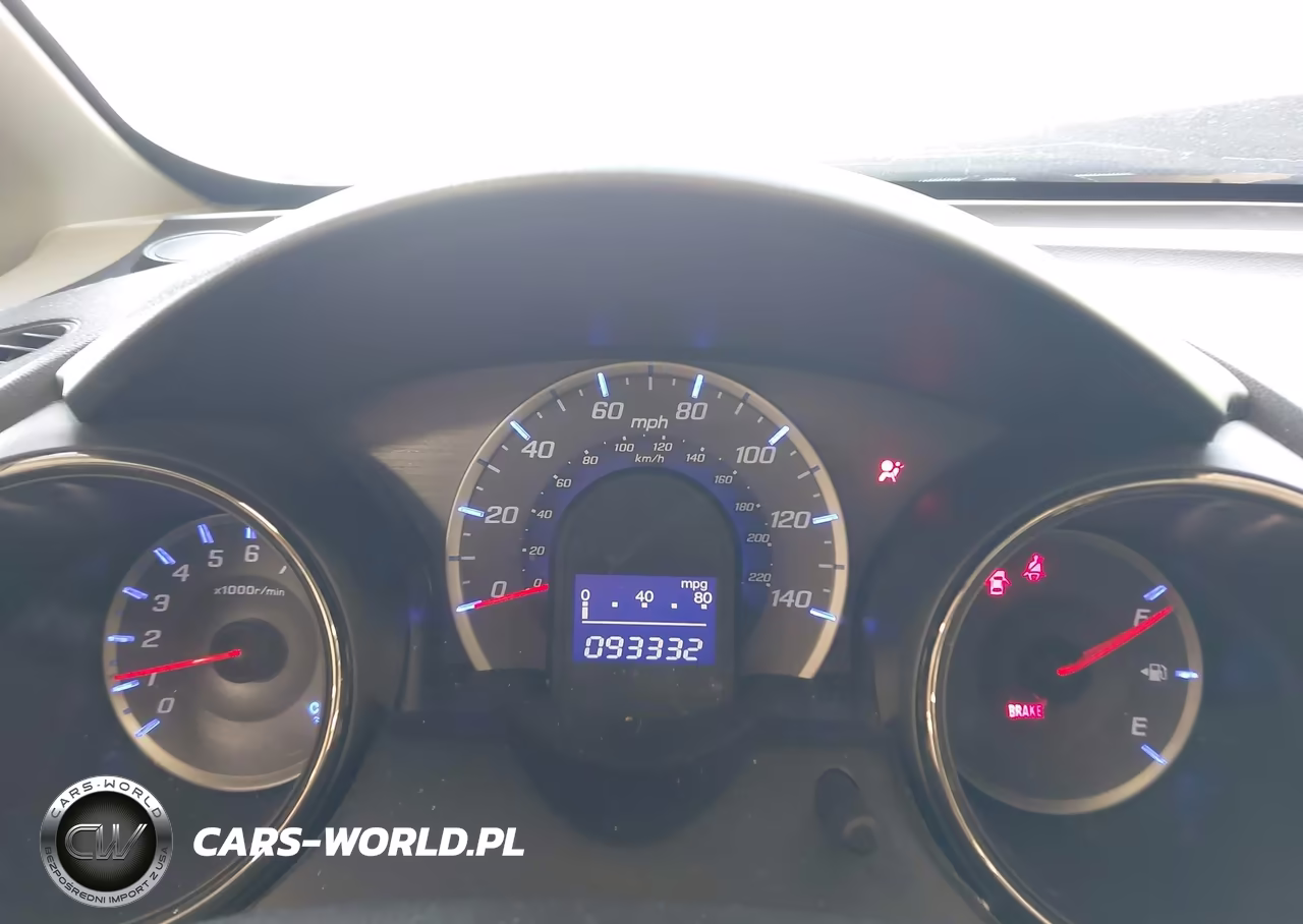2012 Honda Fit Sport VIN:JHMGE8G51CS004324 - 7