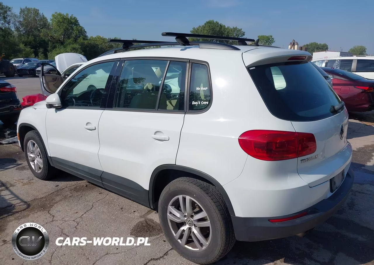 2016 Volkswagen Tiguan S VIN:WVGBV7AXXGW594243 - 3