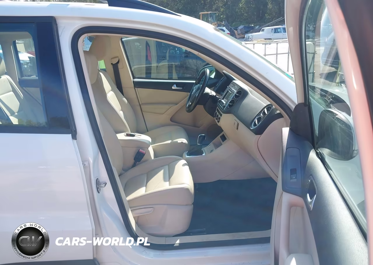 2016 Volkswagen Tiguan S VIN:WVGBV7AXXGW594243 - 5