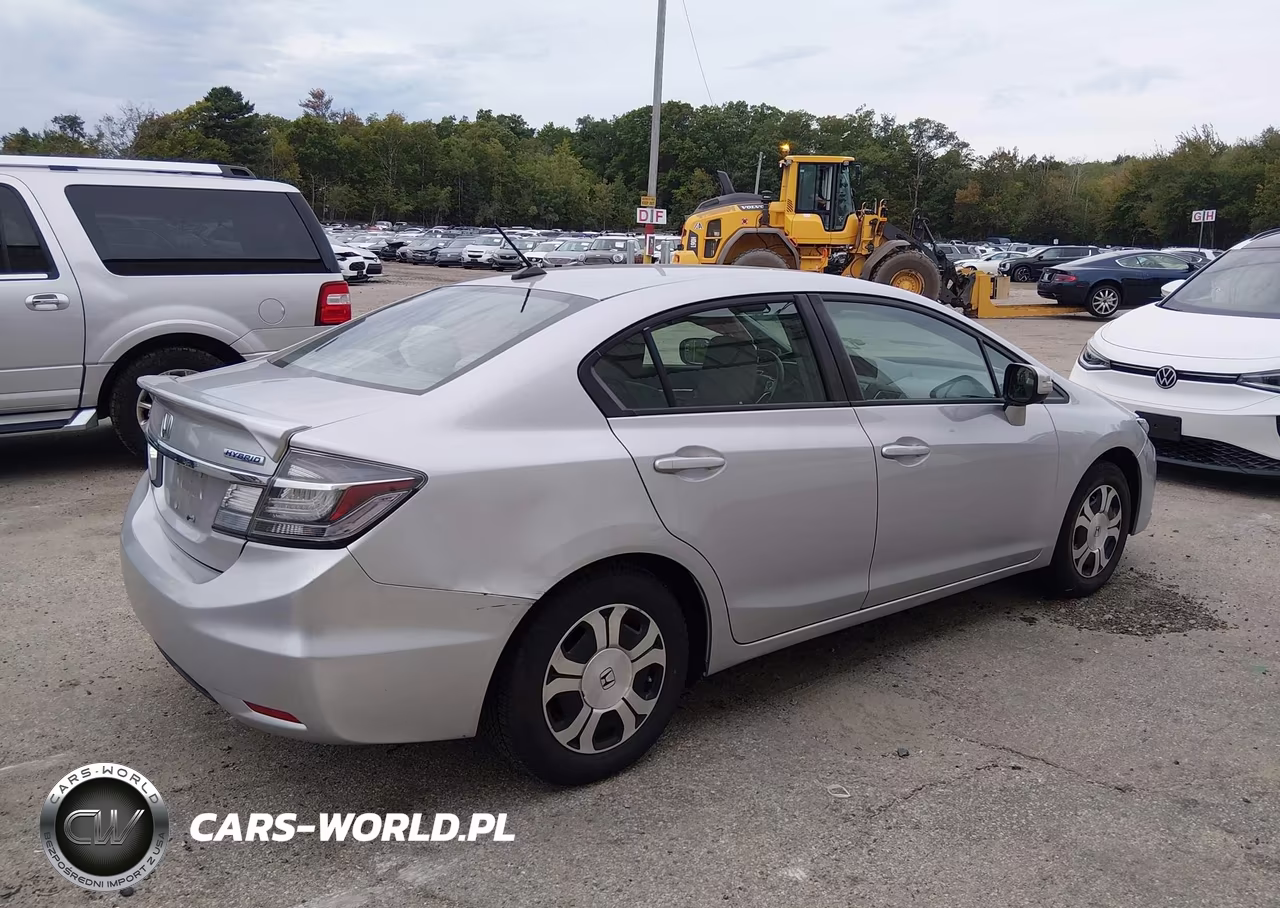 2013 Honda Civic Hybrid VIN:19XFB4F25DE203984 - 4
