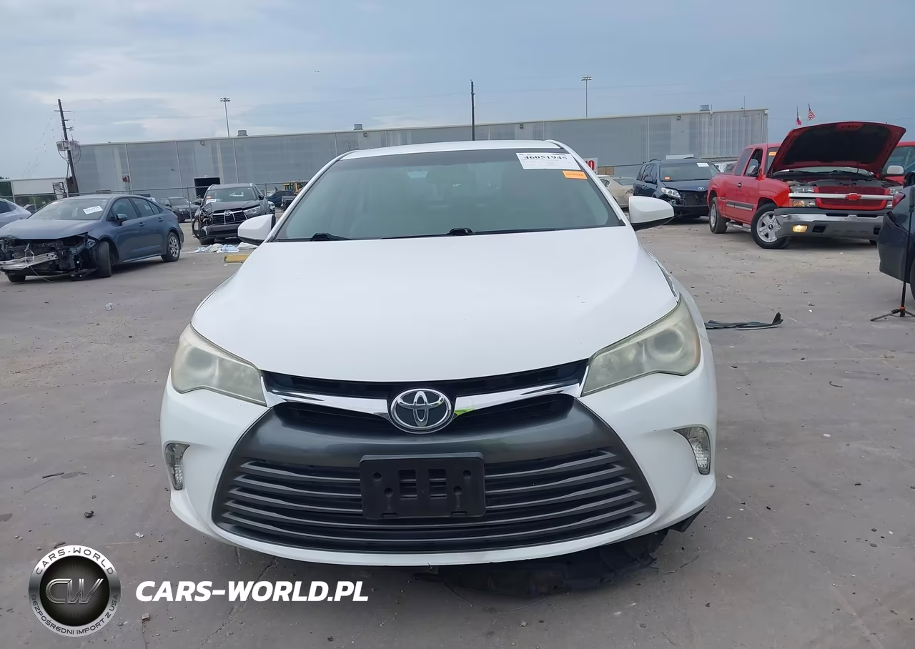 2015 Toyota Camry Le VIN:4T4BF1FK1FR513847 - 12