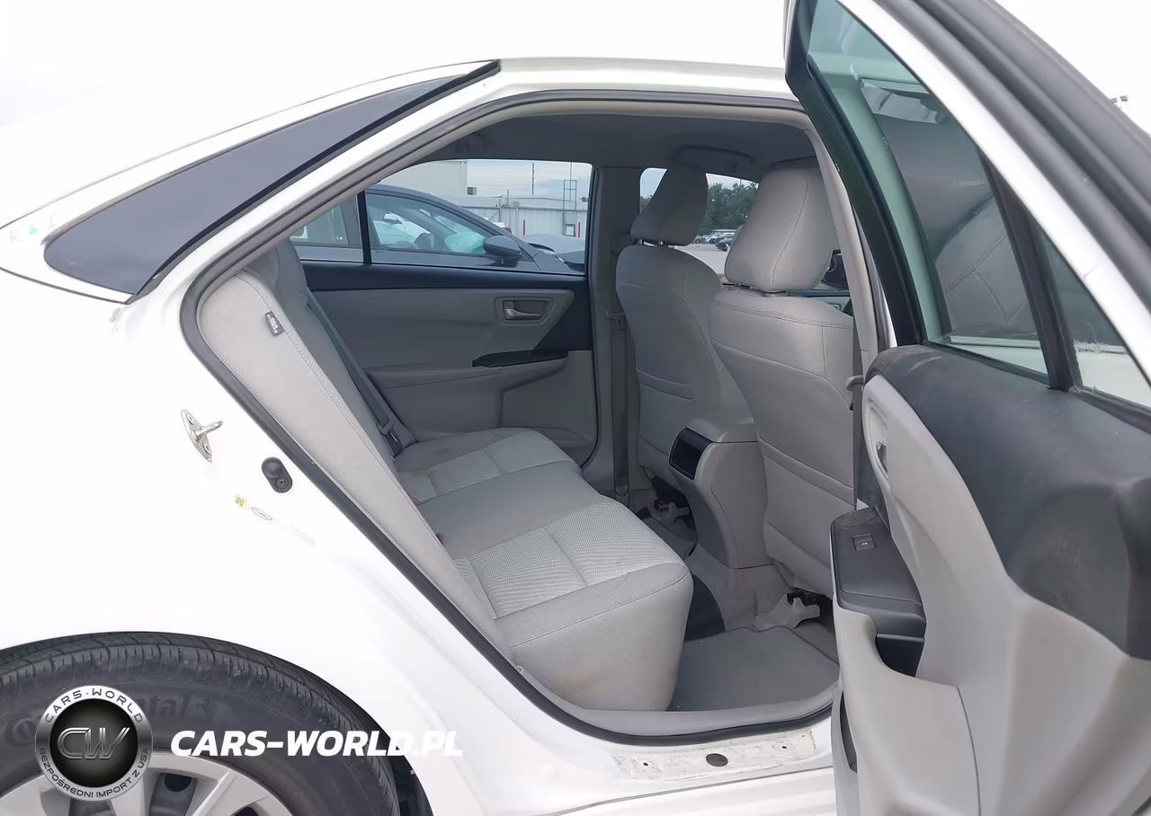 2015 Toyota Camry Le VIN:4T4BF1FK1FR513847 - 8