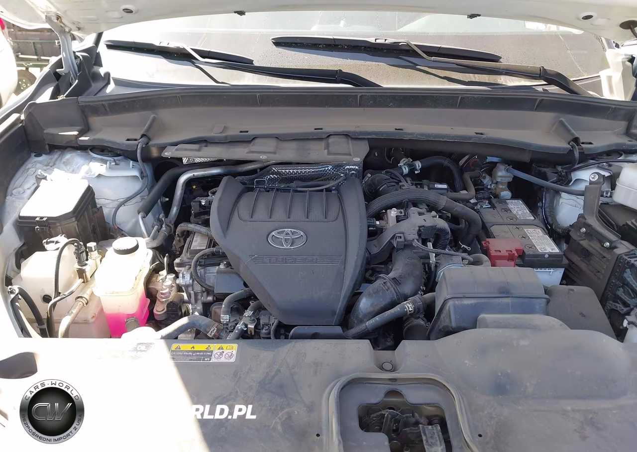 2025 Toyota Grand Highlander Xle VIN:5TDAAAA57SS024765 - 10
