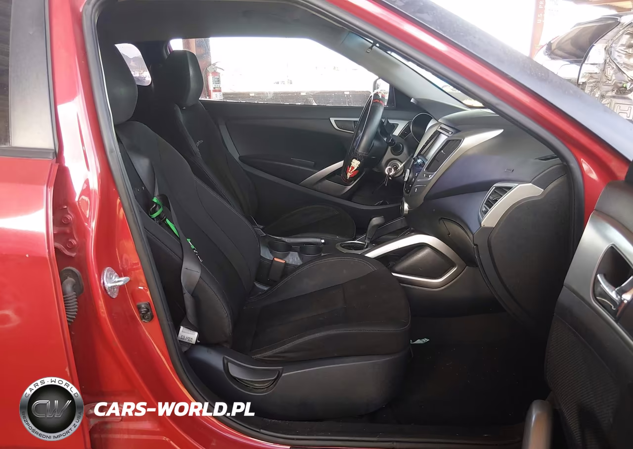 2016 Hyundai Veloster VIN:KMHTC6ADXGU265869 - 5