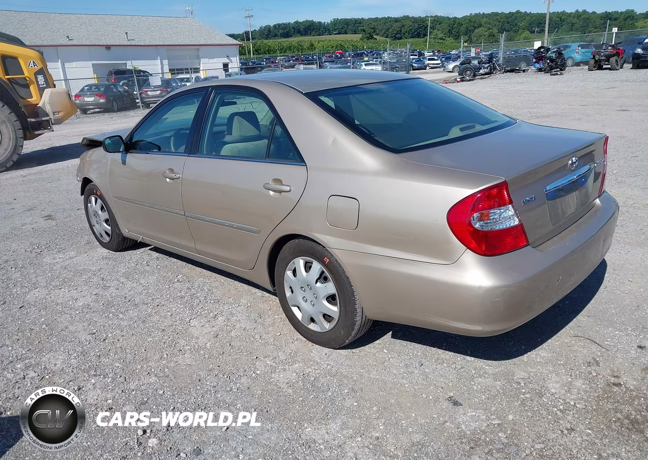 2004 Toyota Camry Xle VIN:4T1BE30K54U352370 - 3
