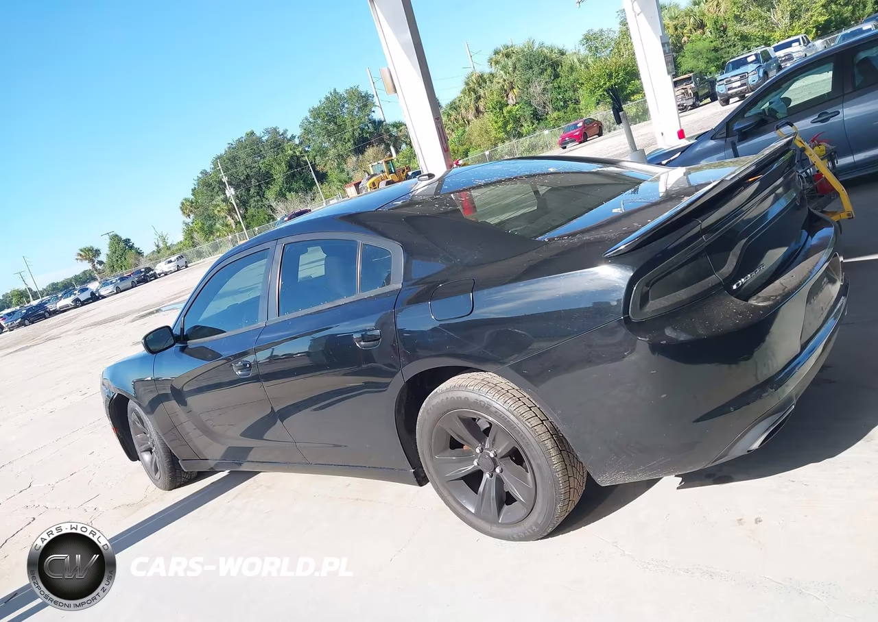 2015 Dodge Charger Sxt VIN:2C3CDXHG3FH765336 - 13