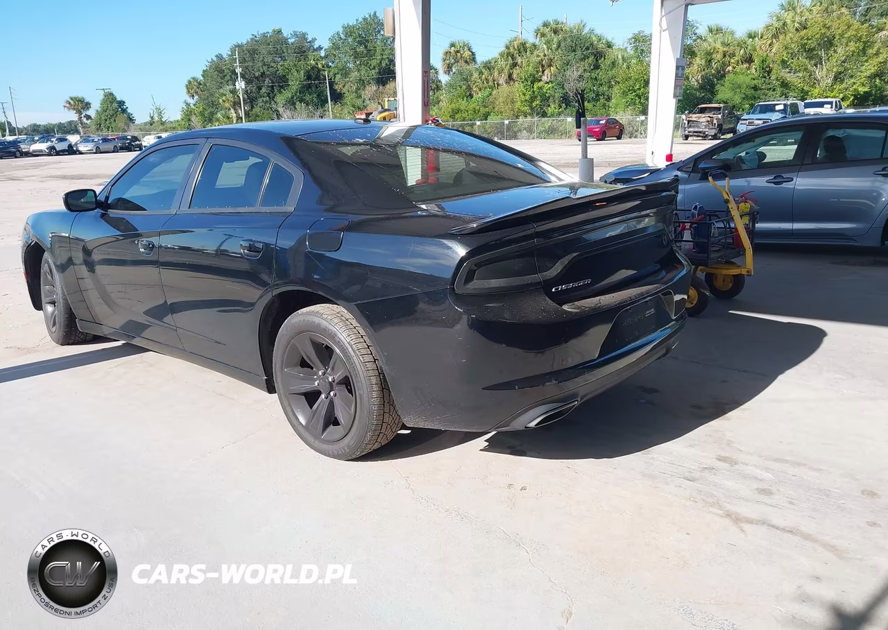 2015 Dodge Charger Sxt VIN:2C3CDXHG3FH765336 - 3