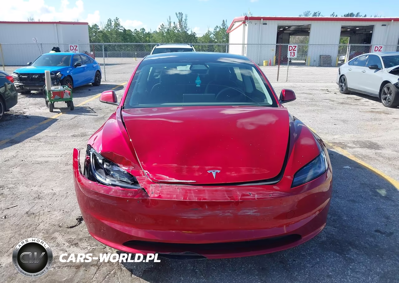 2025 Tesla Model 3 Long Range Rear-Wheel Drive-Standard Rear-Wheel Drive VIN:5YJ3E1EA8SF015663 - 12