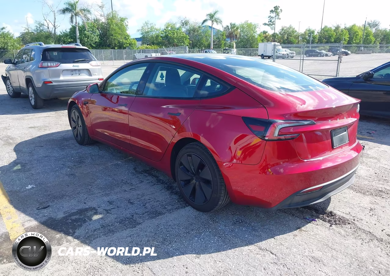 2025 Tesla Model 3 Long Range Rear-Wheel Drive-Standard Rear-Wheel Drive VIN:5YJ3E1EA8SF015663 - 3