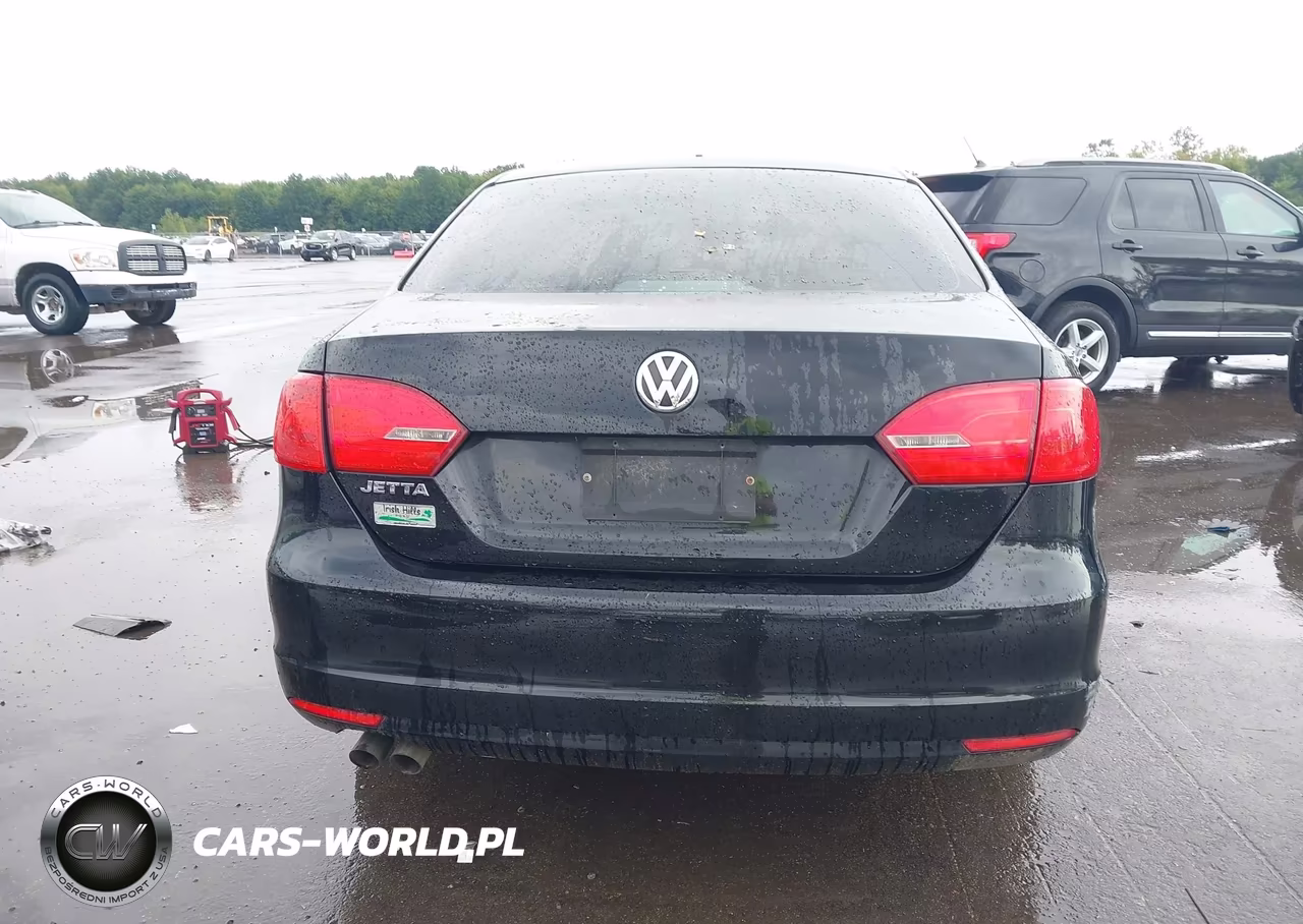 2013 Volkswagen Jetta 2.0L S VIN:3VW2K7AJ7DM412922 - 16