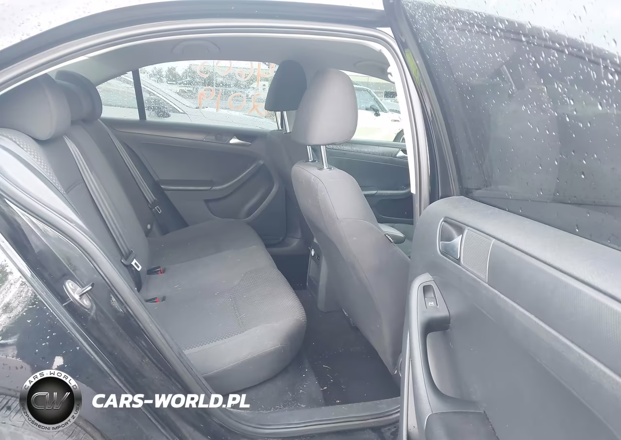 2013 Volkswagen Jetta 2.0L S VIN:3VW2K7AJ7DM412922 - 8
