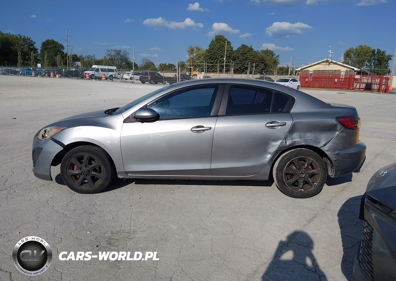 2011 Mazda Mazda3 I Touring VIN:JM1BL1VF5B1366312 - 14