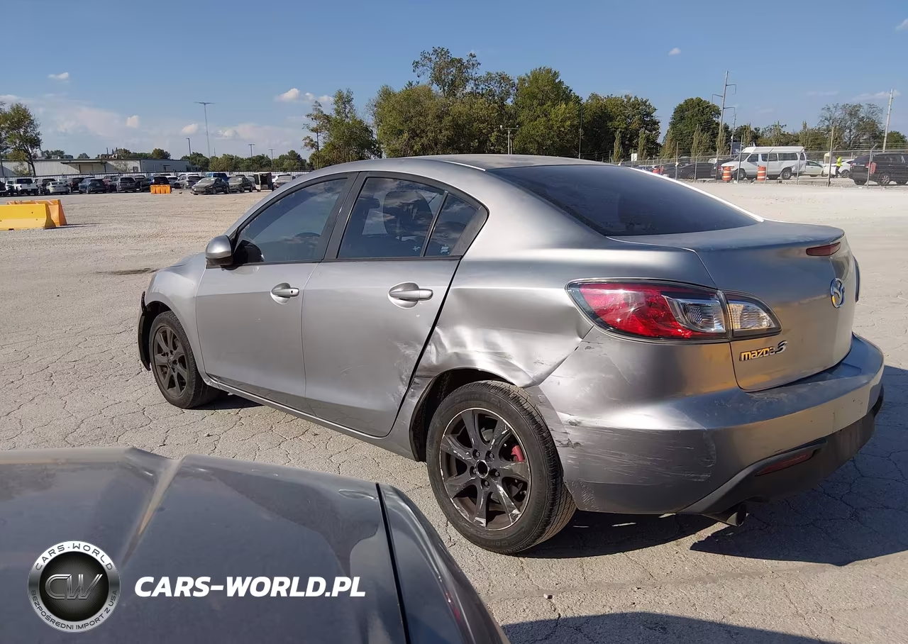 2011 Mazda Mazda3 I Touring VIN:JM1BL1VF5B1366312 - 3