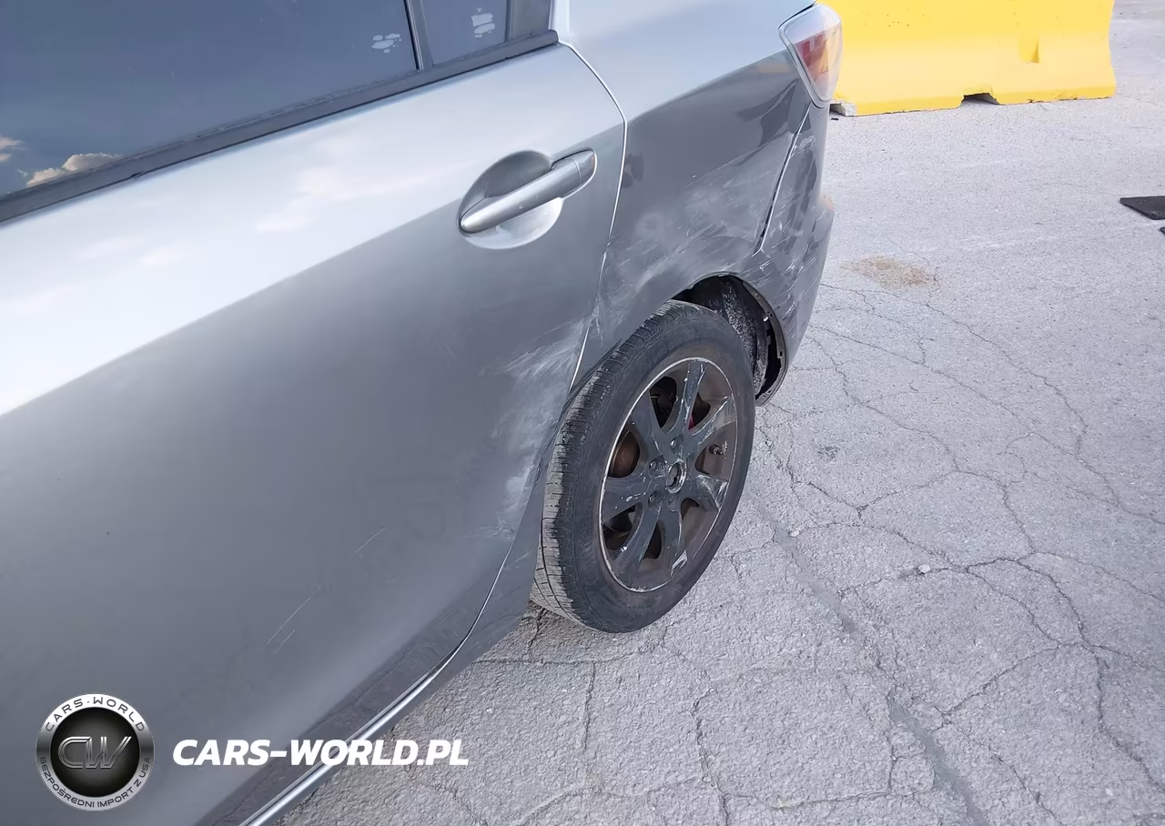 2011 Mazda Mazda3 I Touring VIN:JM1BL1VF5B1366312 - 6