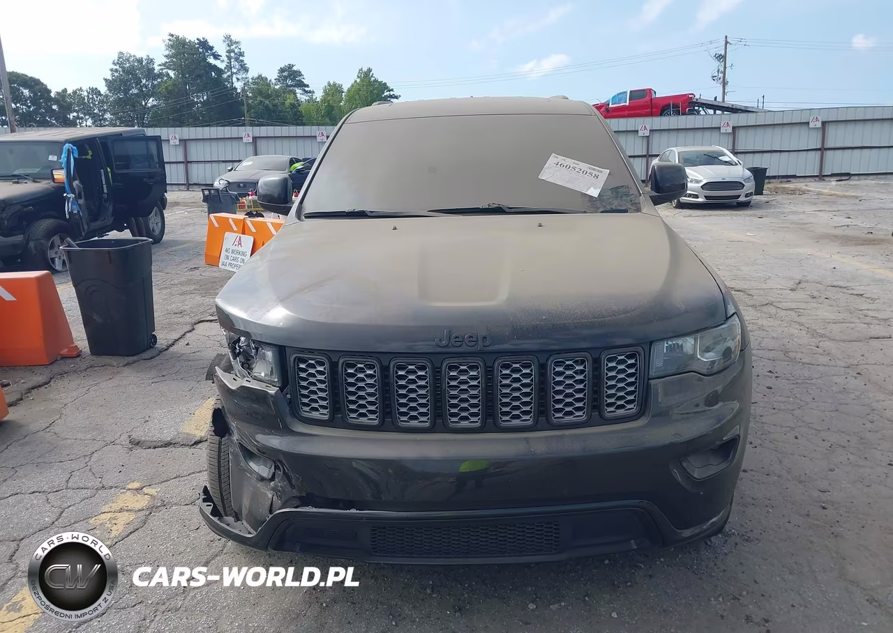 2019 Jeep Grand Cherokee Altitude 4X4 VIN:1C4RJFAGXKC589529 - 12