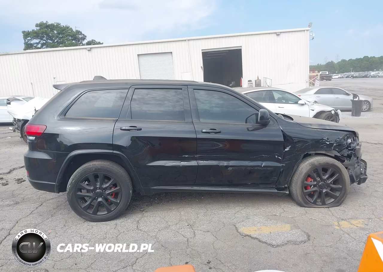 2019 Jeep Grand Cherokee Altitude 4X4 VIN:1C4RJFAGXKC589529 - 13