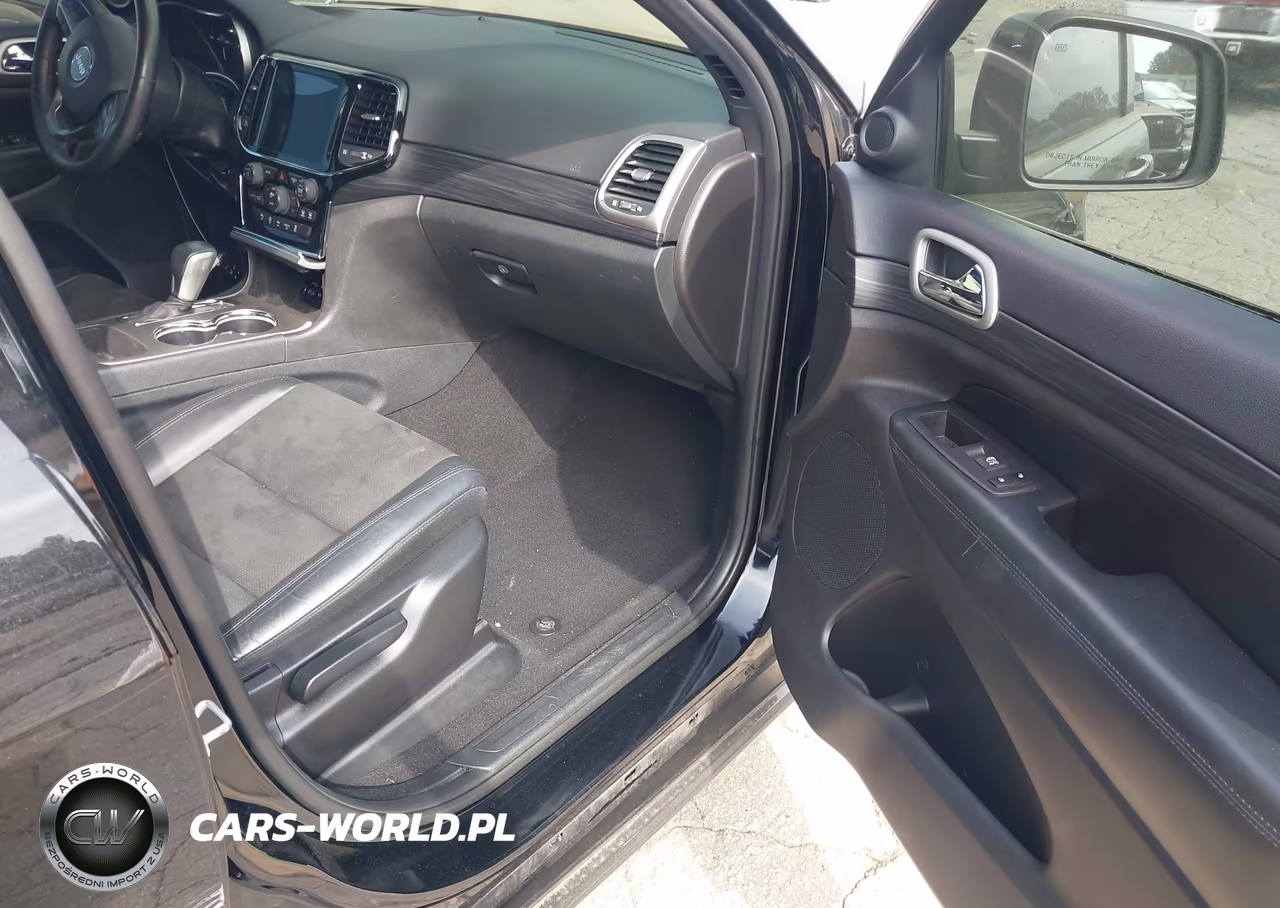 2019 Jeep Grand Cherokee Altitude 4X4 VIN:1C4RJFAGXKC589529 - 5