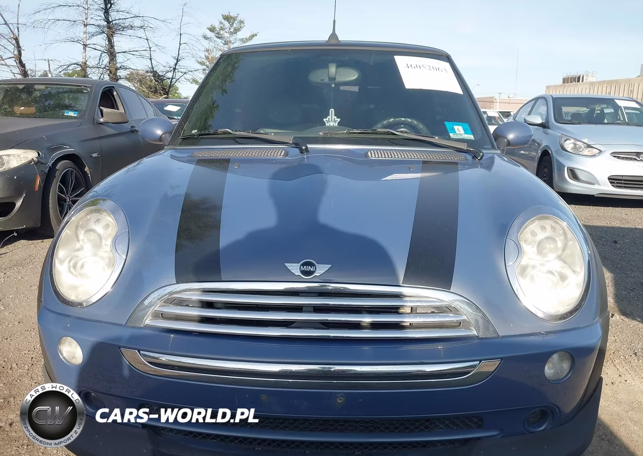 2005 Mini Cooper VIN:WMWRF33425TG10381 - 12