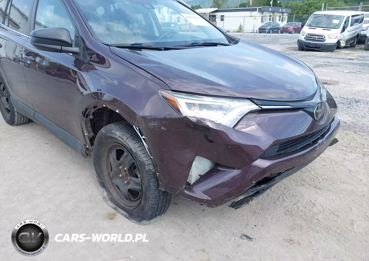 2018 Toyota Rav4 Le VIN:2T3BFREV6JW773181 - 6