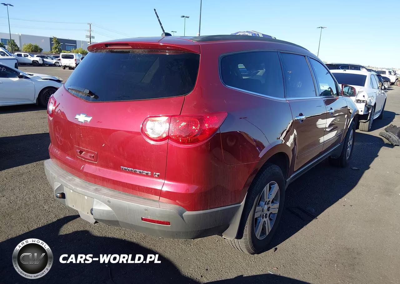 2011 Chevrolet Traverse 1Lt VIN:1GNKRGED3BJ136890 - 4