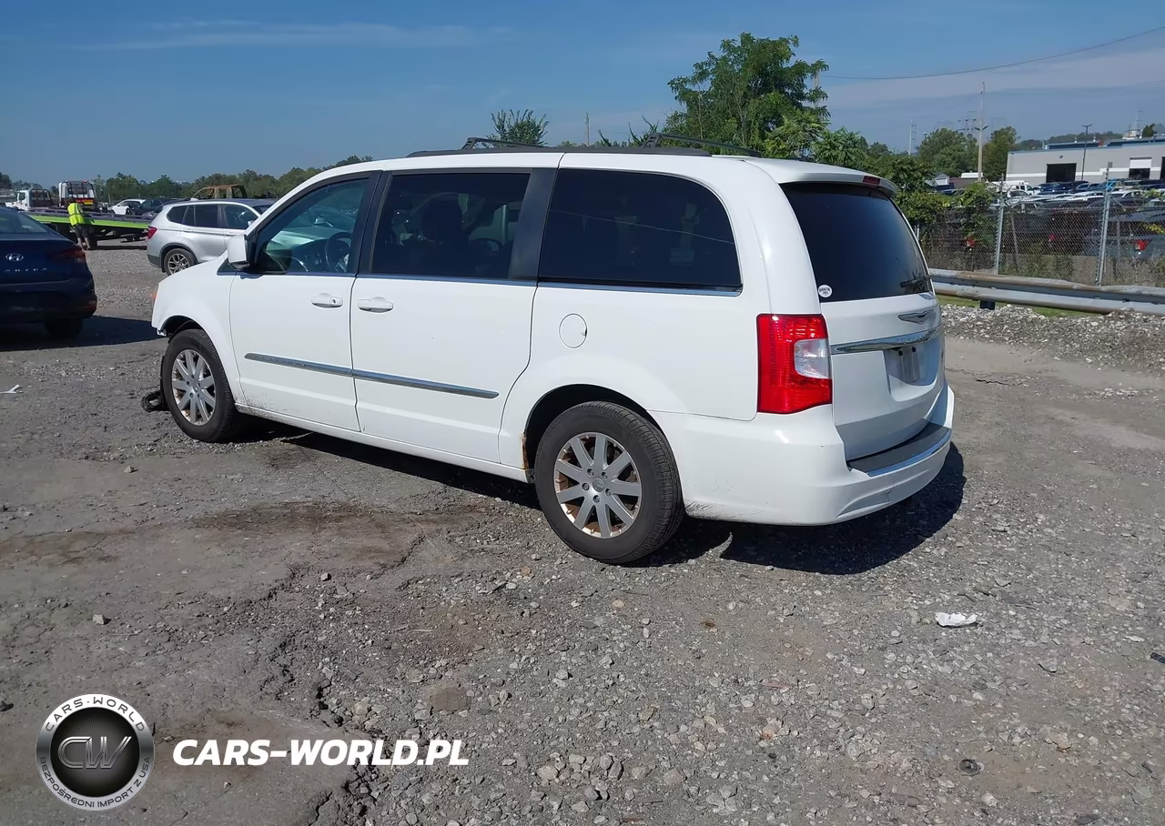 2014 Chrysler Town & Country Touring VIN:2C4RC1BG0ER275010 - 3