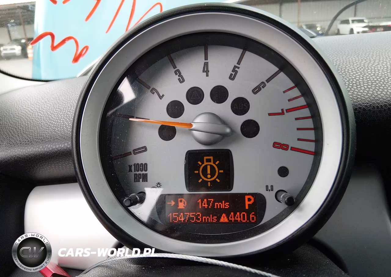 2010 Mini Cooper VIN:WMWMF3C59ATZ61153 - 7