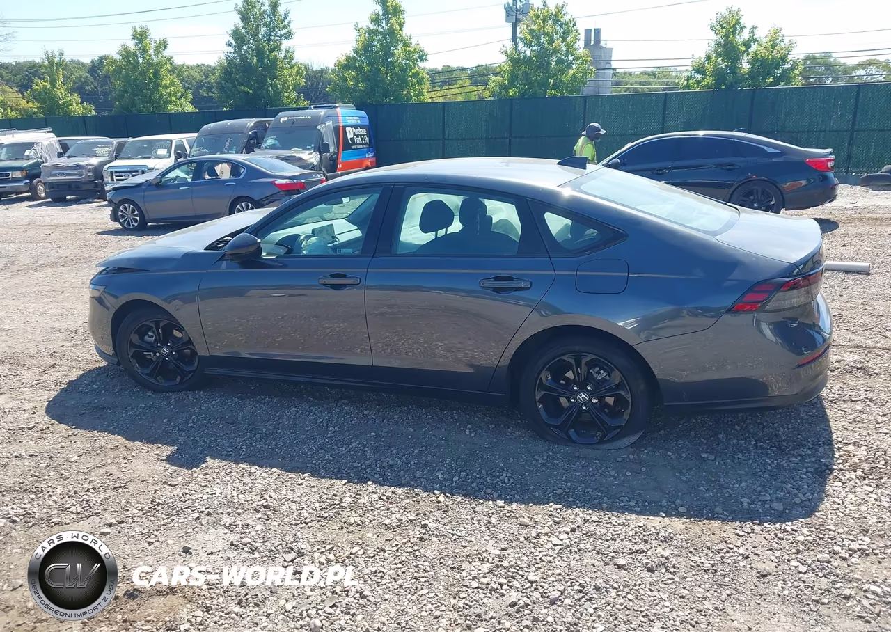 2025 Honda Accord Se VIN:1HGCY1F44SA002726 - 14