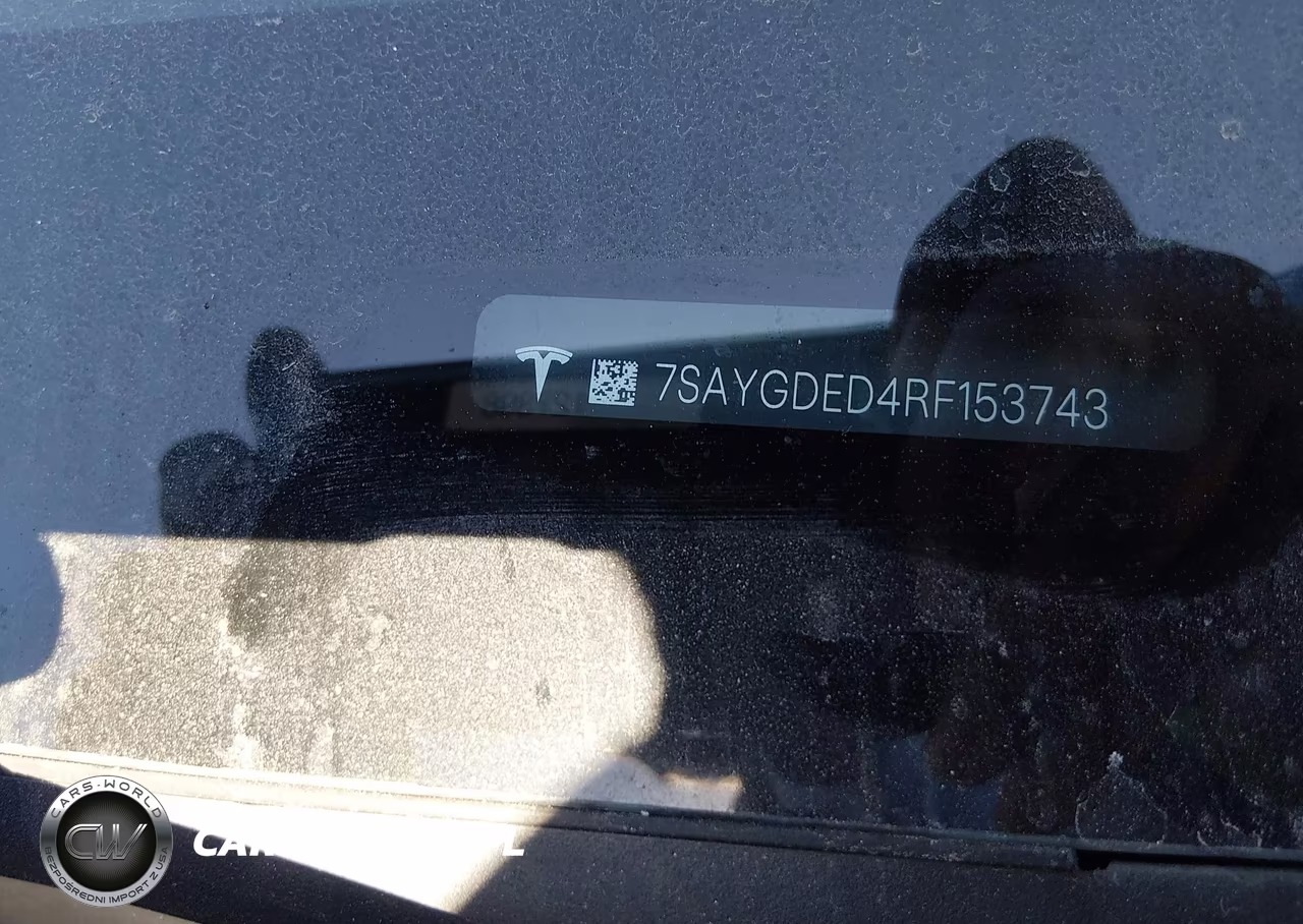 2024 Tesla Model Y Long Range Single Motor Rear-Wheel Drive-Rwd VIN:7SAYGDED4RF153743 - 9