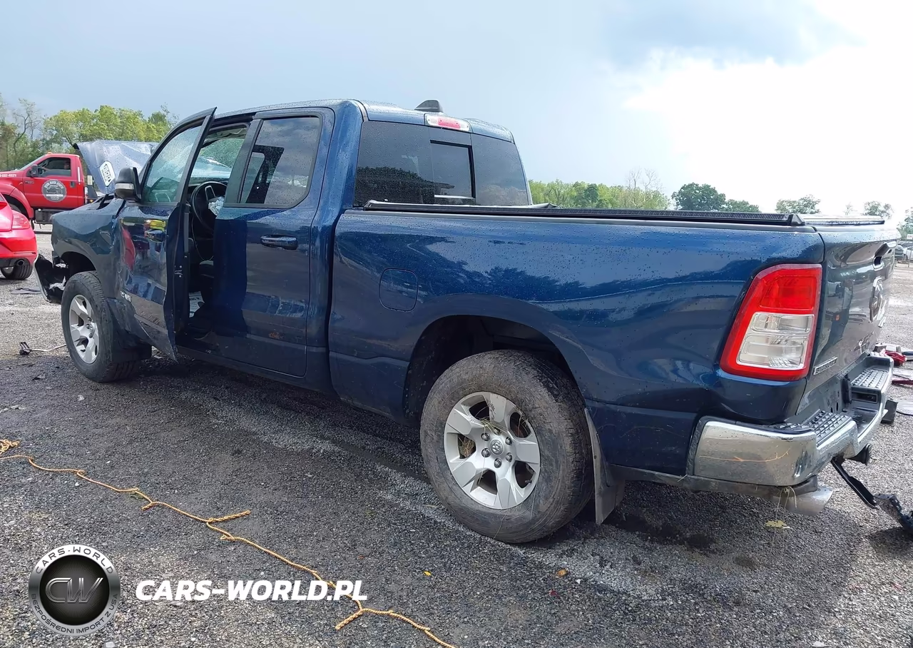 2021 Ram 1500 Big Horn 4X4 6'4 Box VIN:1C6SRFBTXMN607340 - 3