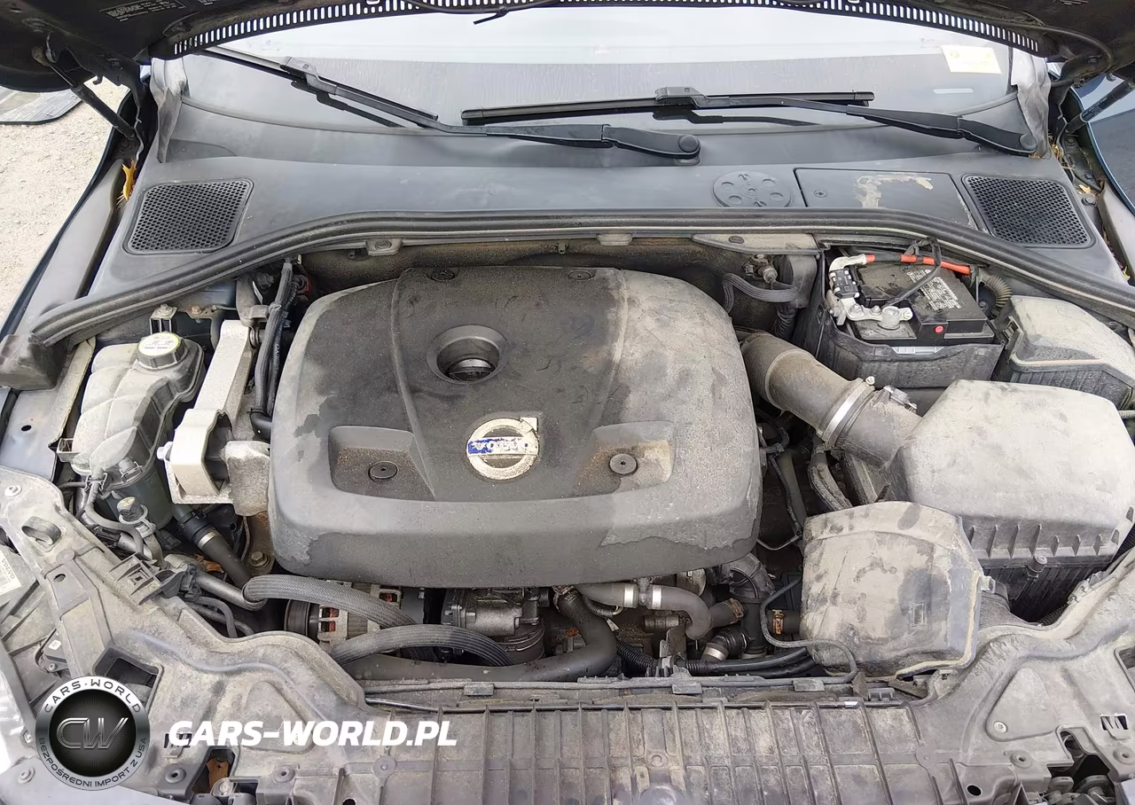 2015 Volvo S60 T5 Platinum VIN:YV140MFM7F1346675 - 10