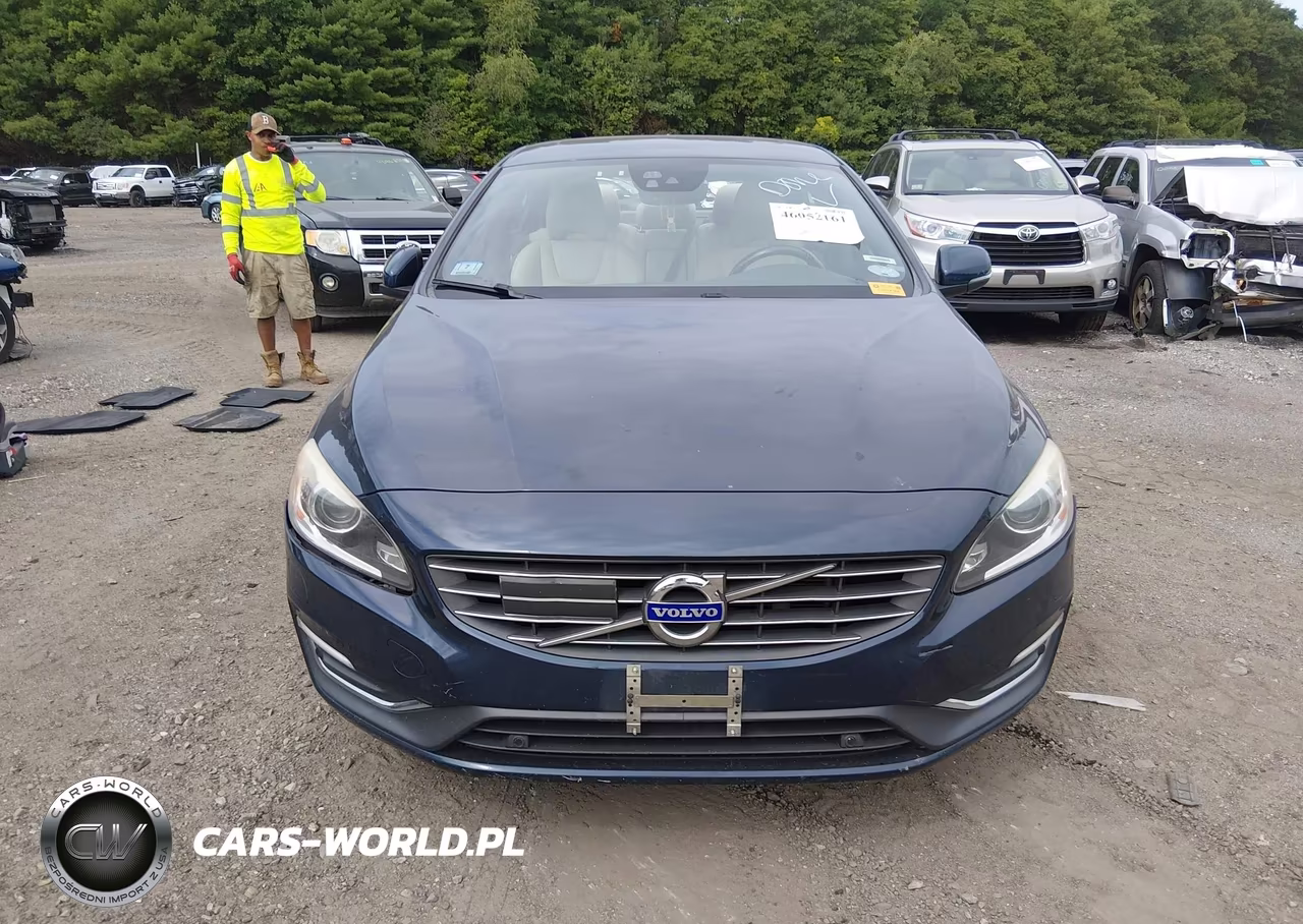 2015 Volvo S60 T5 Platinum VIN:YV140MFM7F1346675 - 13