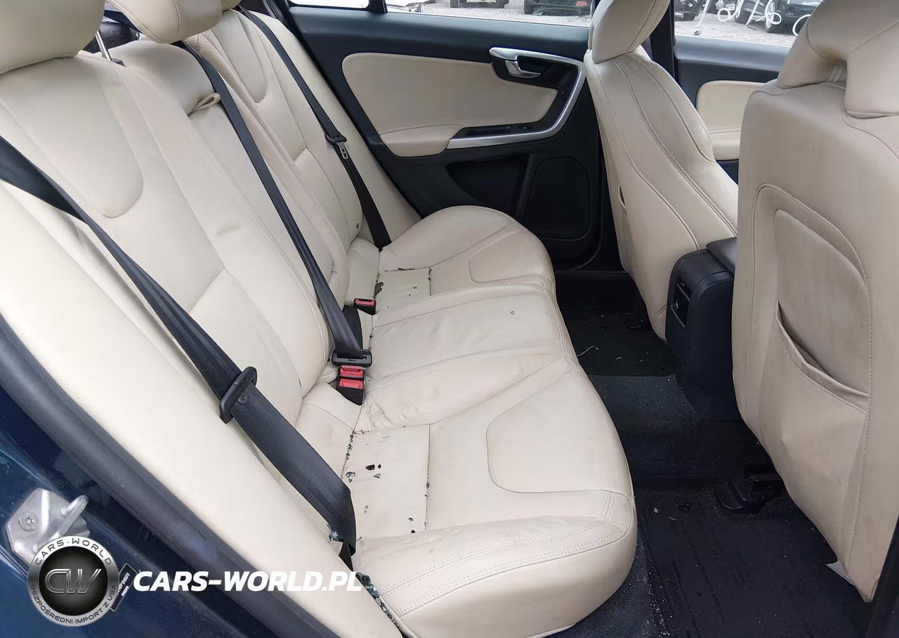 2015 Volvo S60 T5 Platinum VIN:YV140MFM7F1346675 - 8