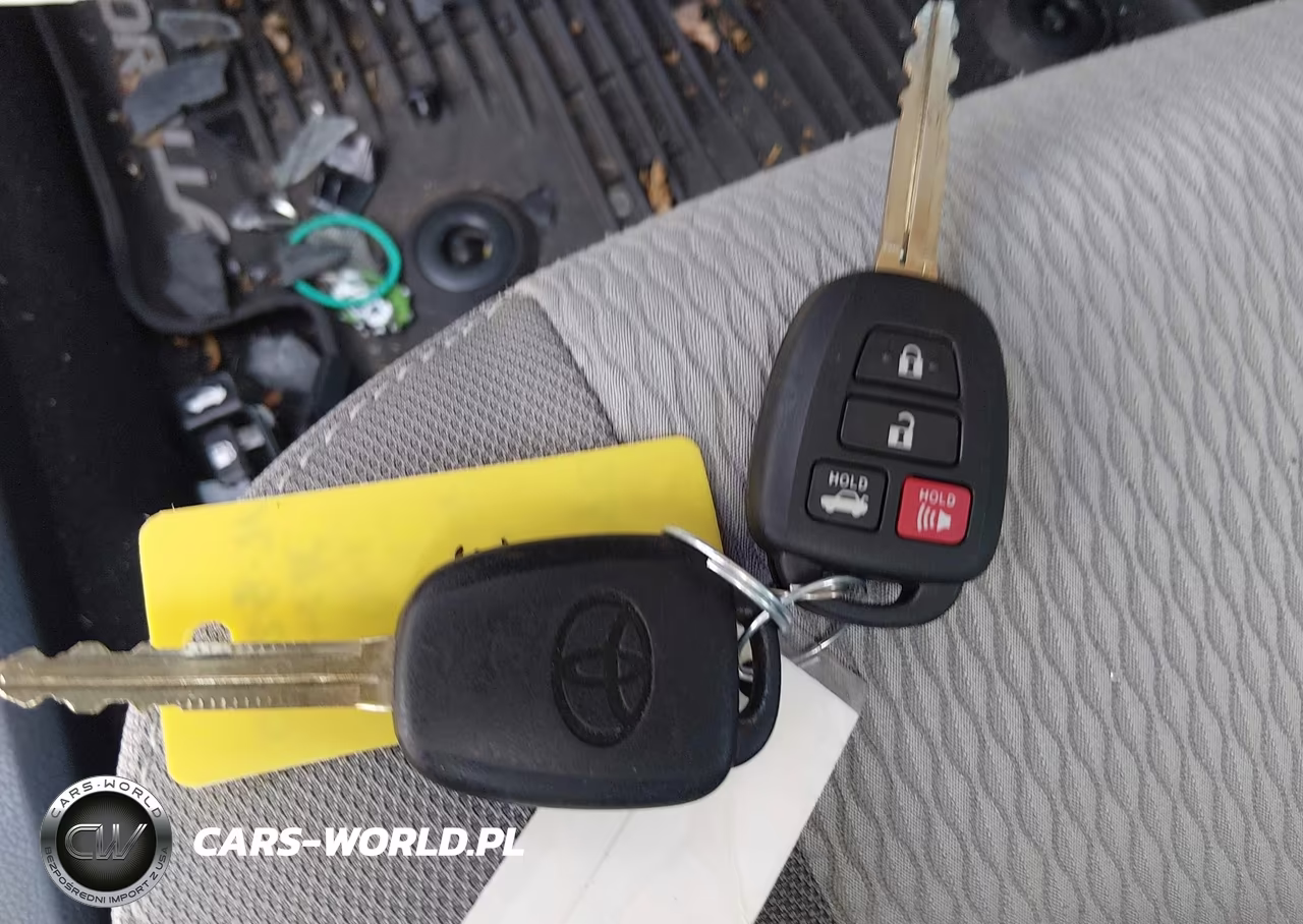 2019 Toyota Corolla Le VIN:2T1BURHE0KC180266 - 11