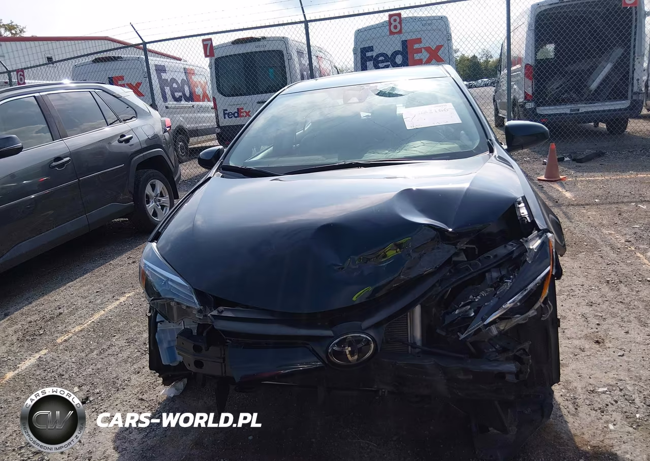 2019 Toyota Corolla Le VIN:2T1BURHE0KC180266 - 12