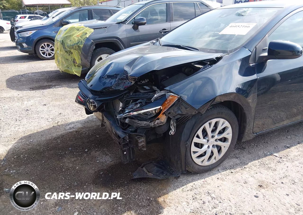 2019 Toyota Corolla Le VIN:2T1BURHE0KC180266 - 17