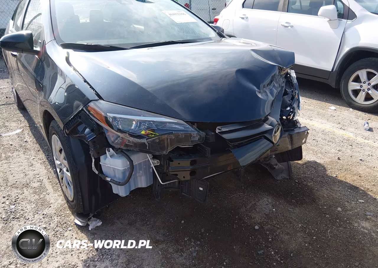 2019 Toyota Corolla Le VIN:2T1BURHE0KC180266 - 18