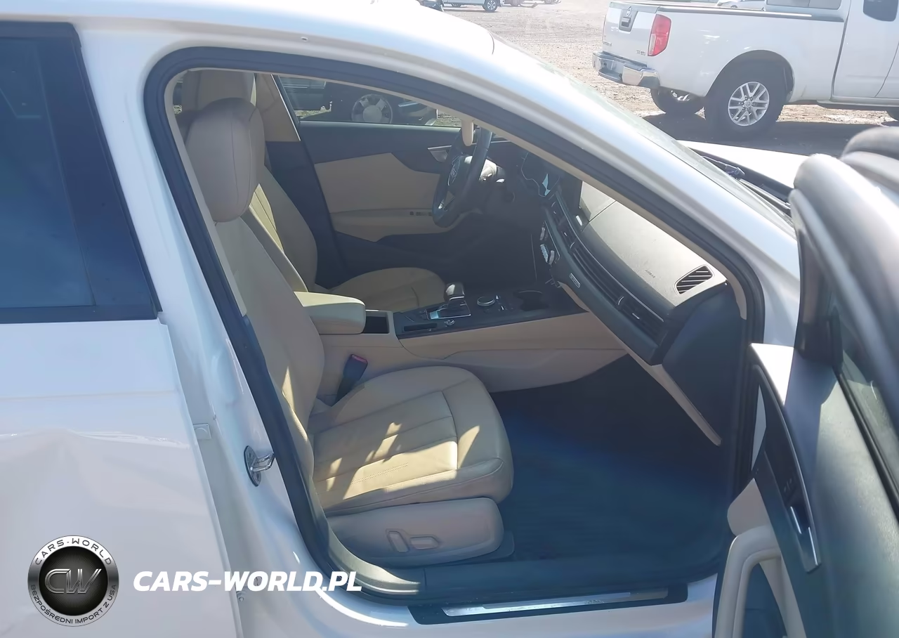 2017 Audi A4 2.0T Premium VIN:WAUANAF43HN037464 - 5