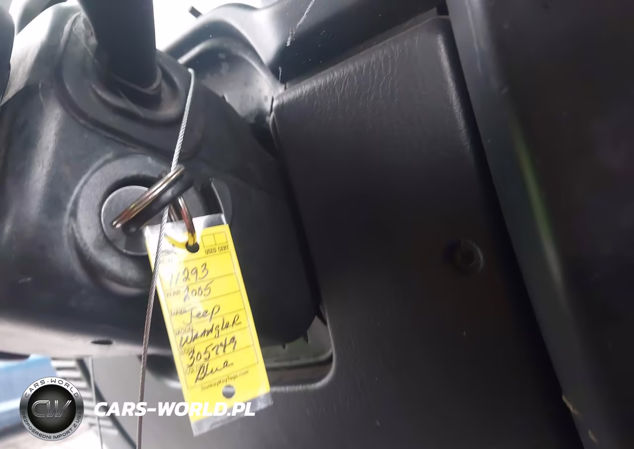 2005 Jeep Wrangler X VIN:1J4FA39S65P305749 - 11