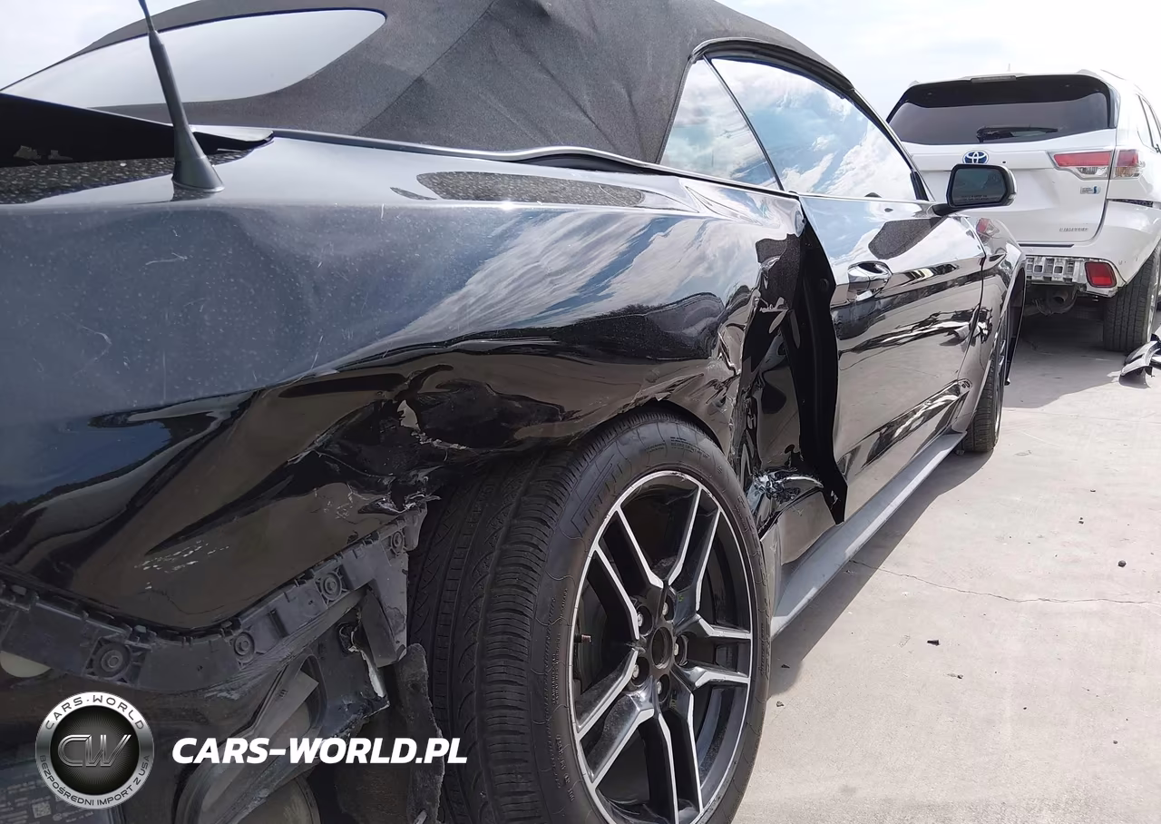 2022 Ford Mustang Ecoboost Premium VIN:1FATP8UH5N5122439 - 20