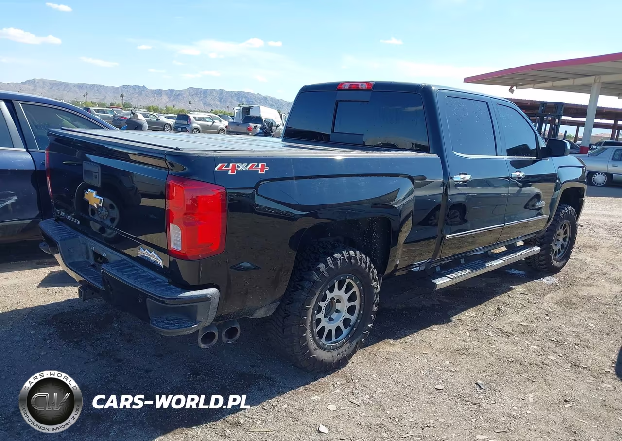 2017 Chevrolet Silverado 1500 High Country VIN:3GCUKTEC8HG140823 - 4